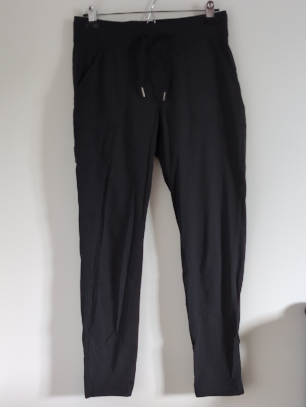 Columbia Black Drawstring Cargo Joggers for Women